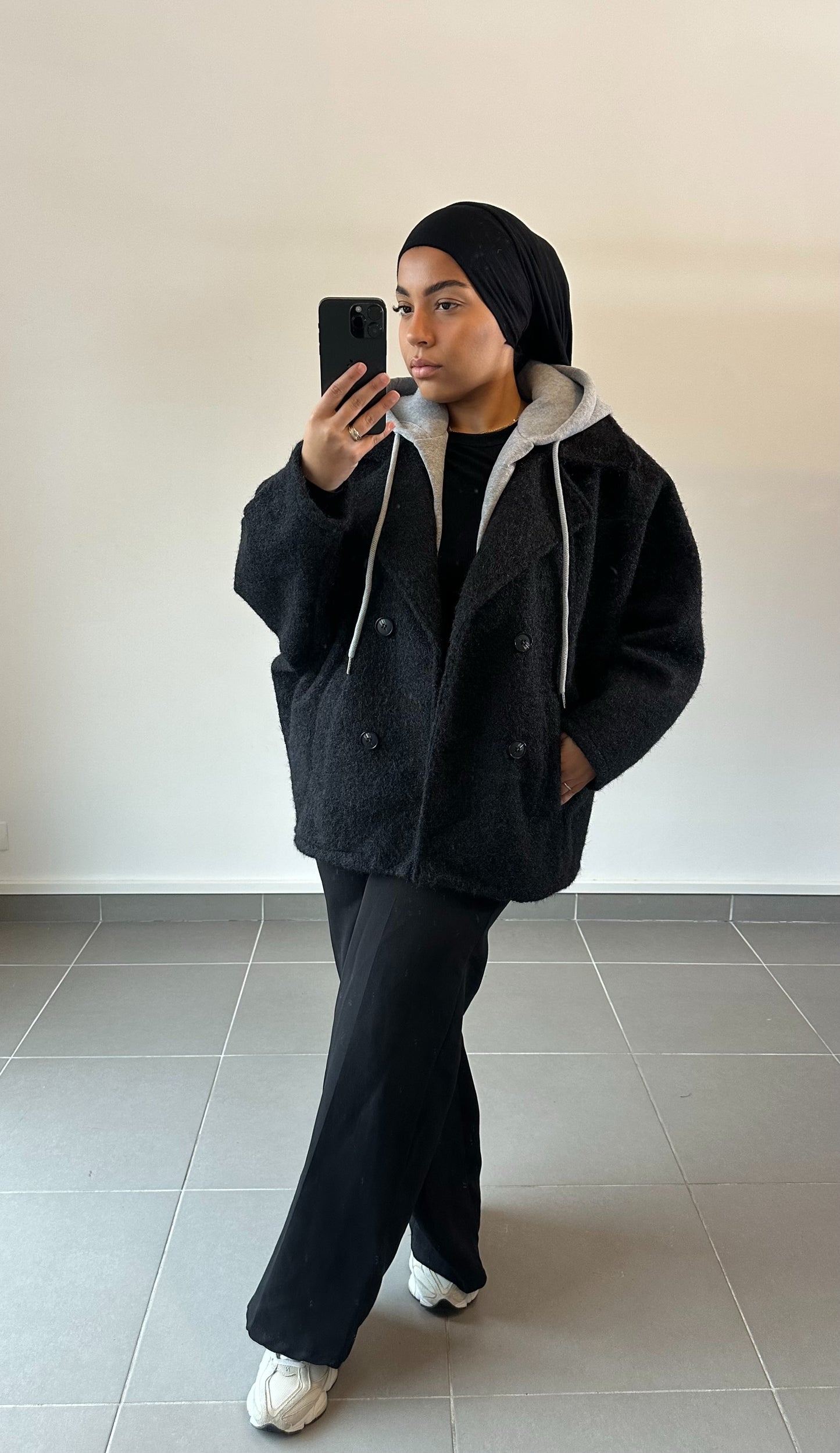 Manteau capuche noir